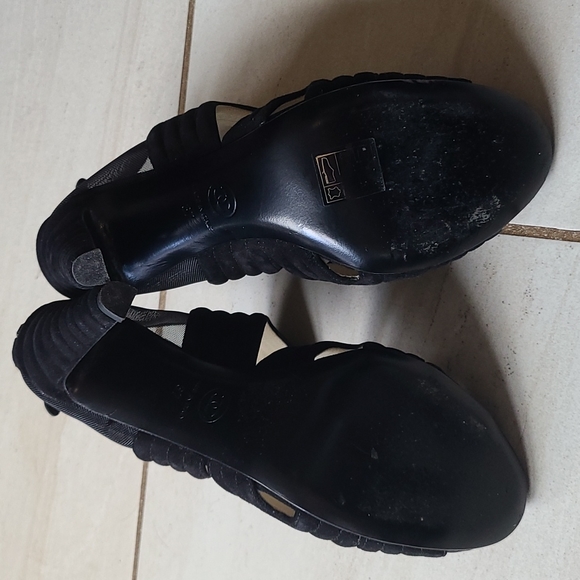 CHANEL Suede Mesh Zip Cap Toe Heels [size 37] - Picture 8 of 15